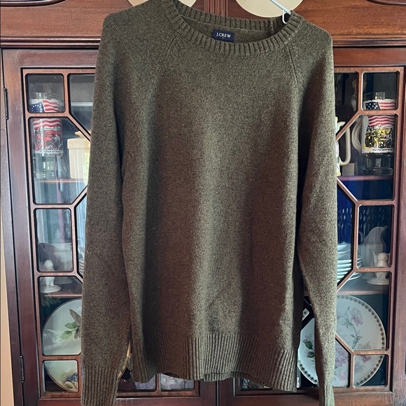 J. Crew Men's Olive Crewneck Sweater - Picture 1 of 2